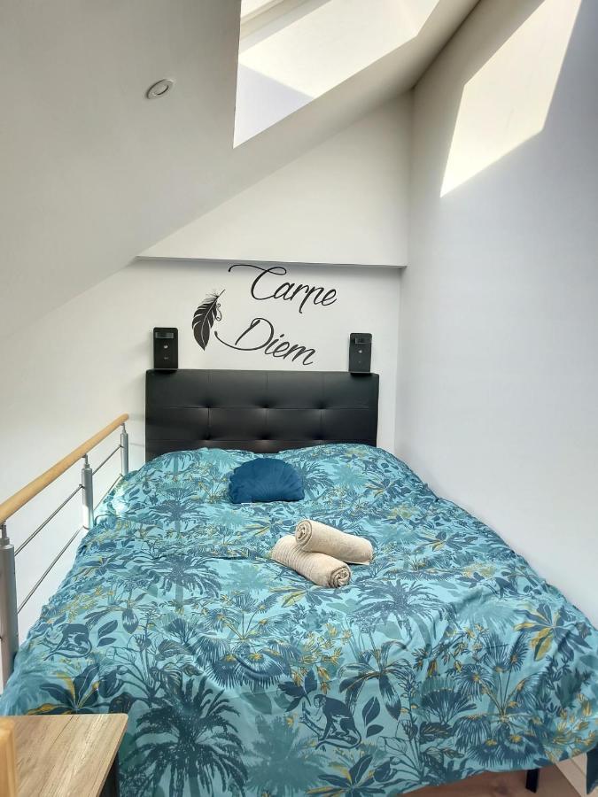 סן-קוונטן Sublime Appart Renove Duplex Centre Ville 4Pers Wifi מראה חיצוני תמונה